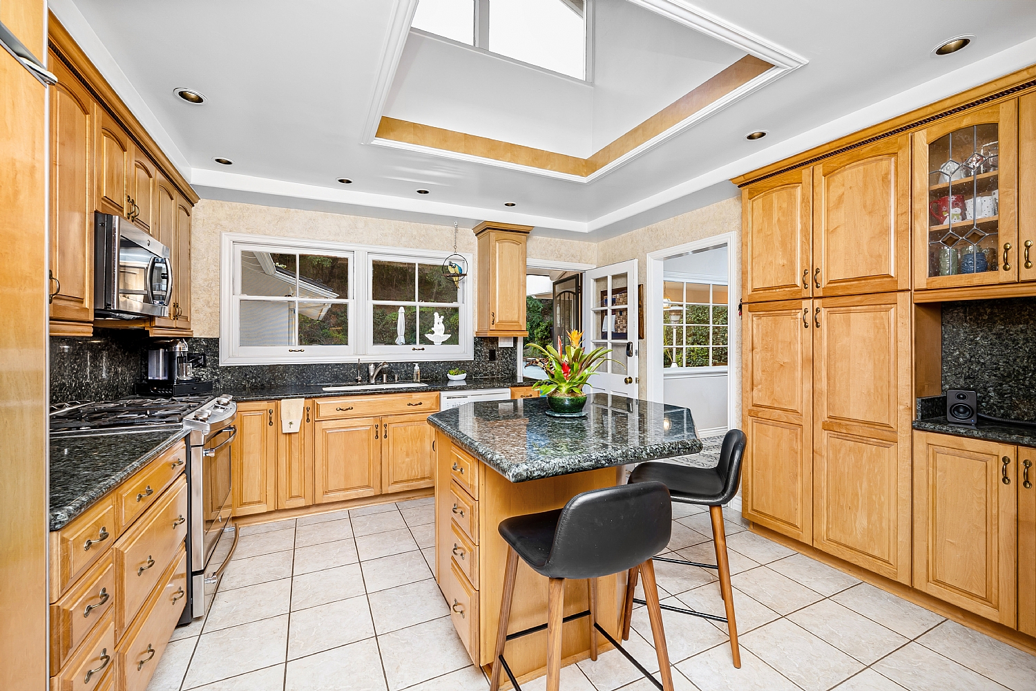 Elfyer - Sherman Oaks, CA House - For Sale