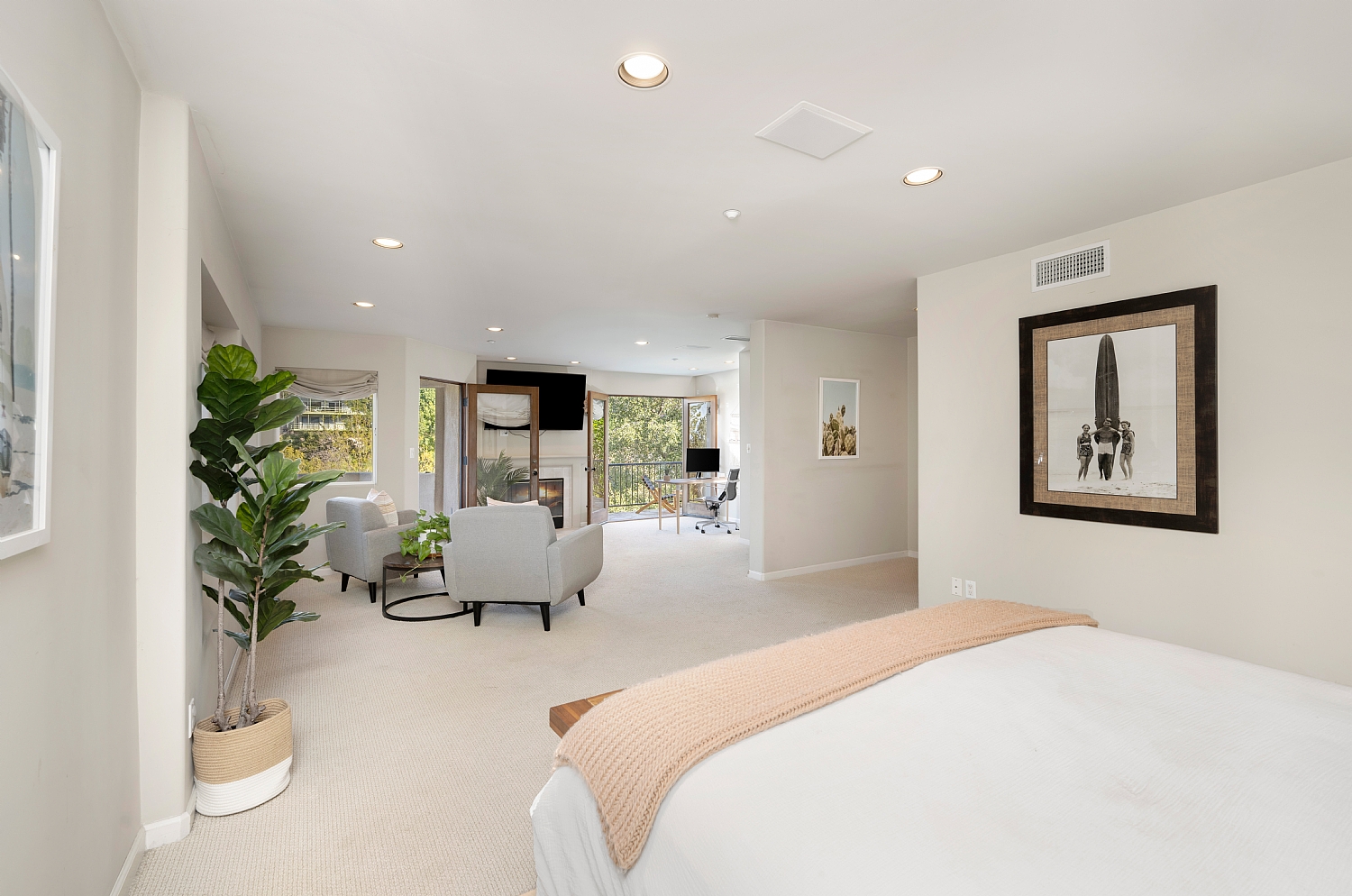 Elfyer - Sherman Oaks, CA House - For Sale