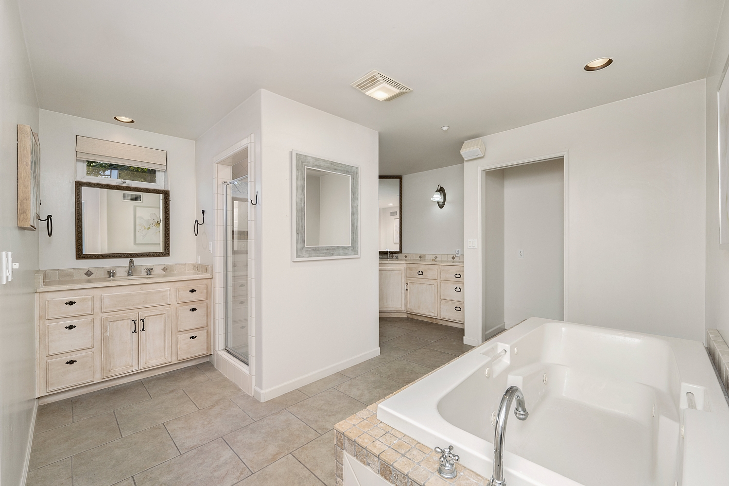 Elfyer - Sherman Oaks, CA House - For Sale