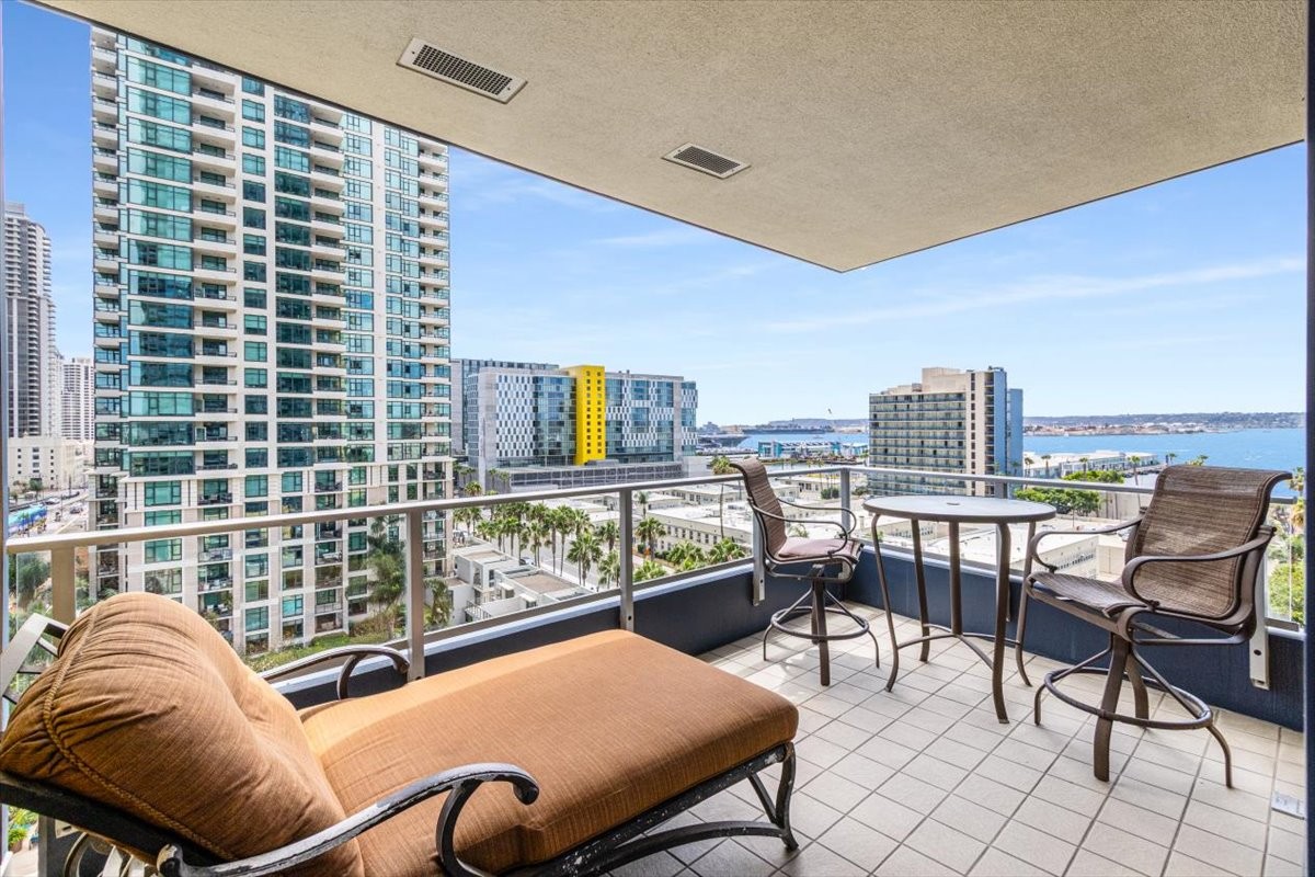 Elfyer - San Diego, CA House - For Sale