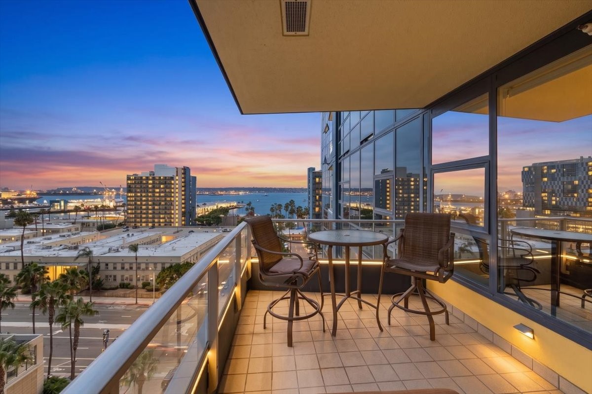 Elfyer - San Diego, CA House - For Sale