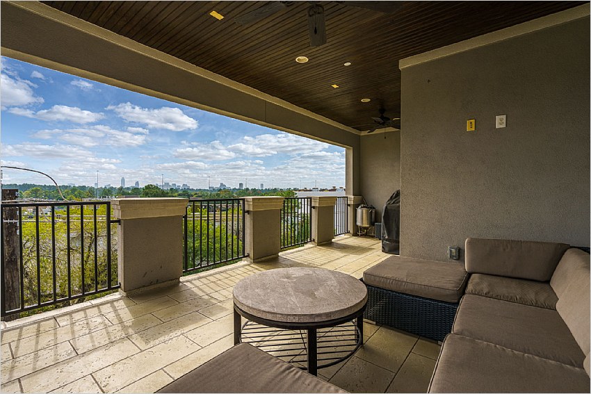 Elfyer - Houston, TX House - For Sale