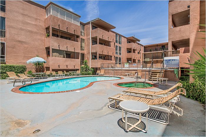 Elfyer - Encino, CA House - For Sale