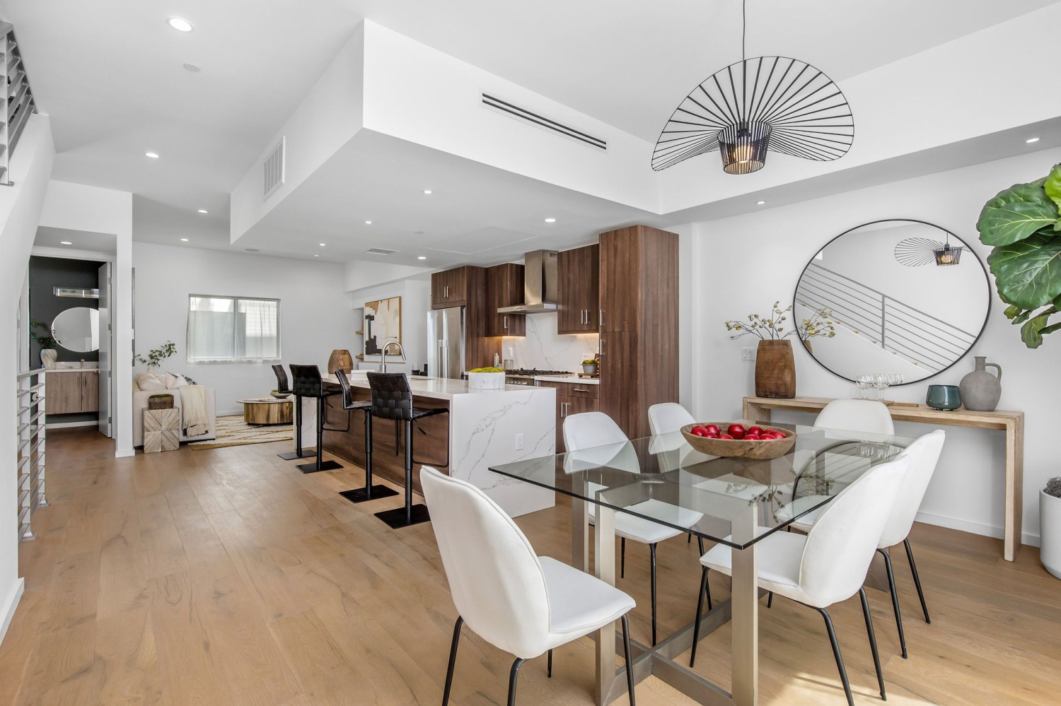 Elfyer - Los Angeles, CA House - For Sale