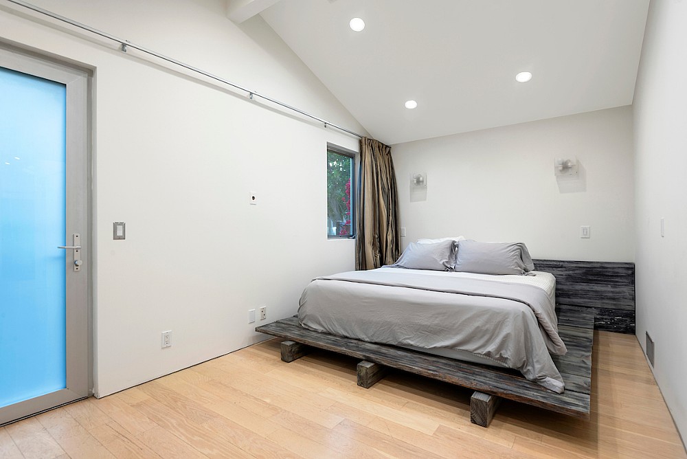 Elfyer - Los Angeles, CA House - For Sale