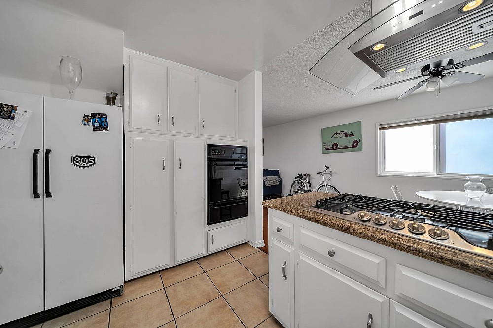 Elfyer - Los Angeles, CA House - For Sale