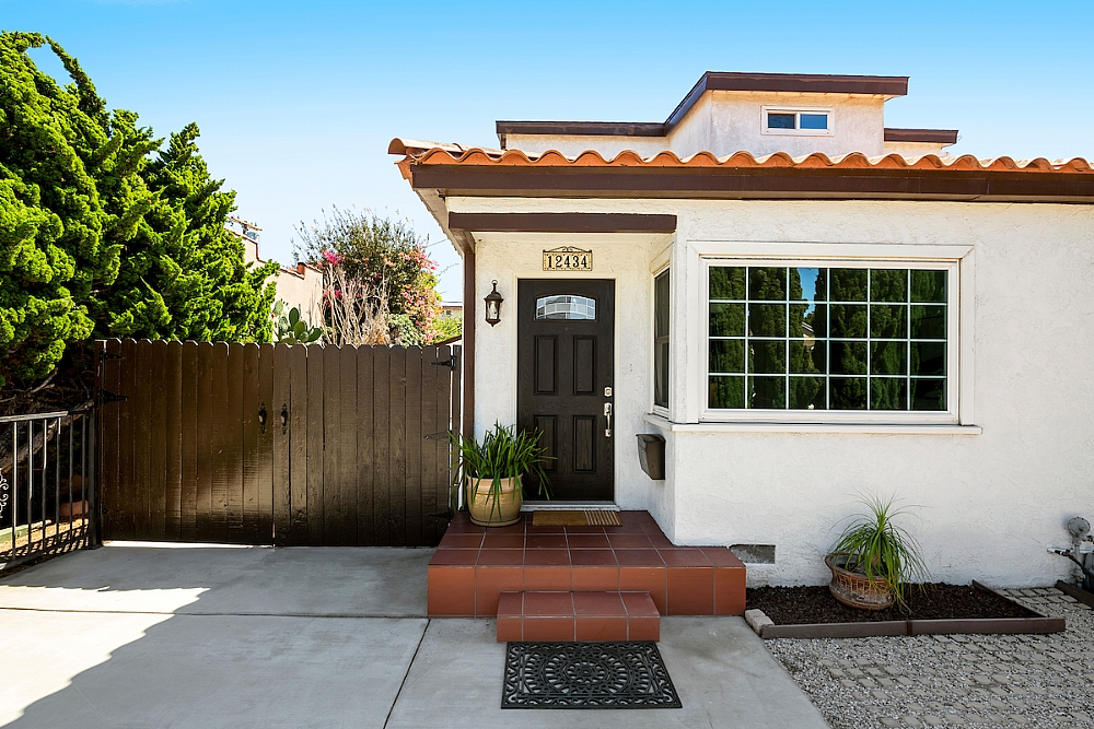 Elfyer - Los Angeles, CA House - For Sale