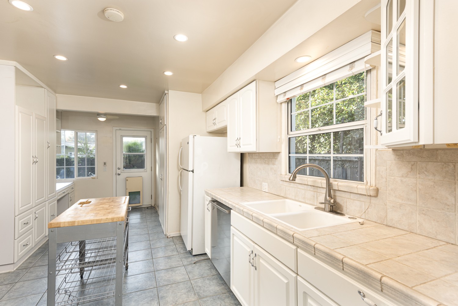 Elfyer - Sherman Oaks, CA House - For Sale