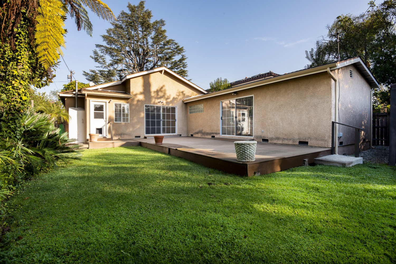 Elfyer - Sherman Oaks, CA House - For Sale