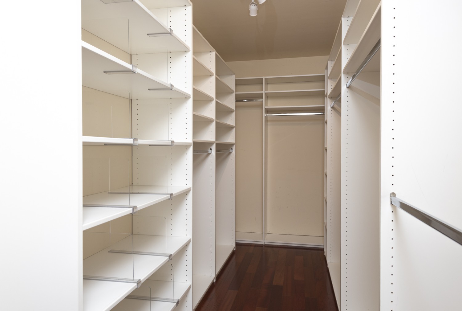 Elfyer - Sherman Oaks, CA House - For Sale