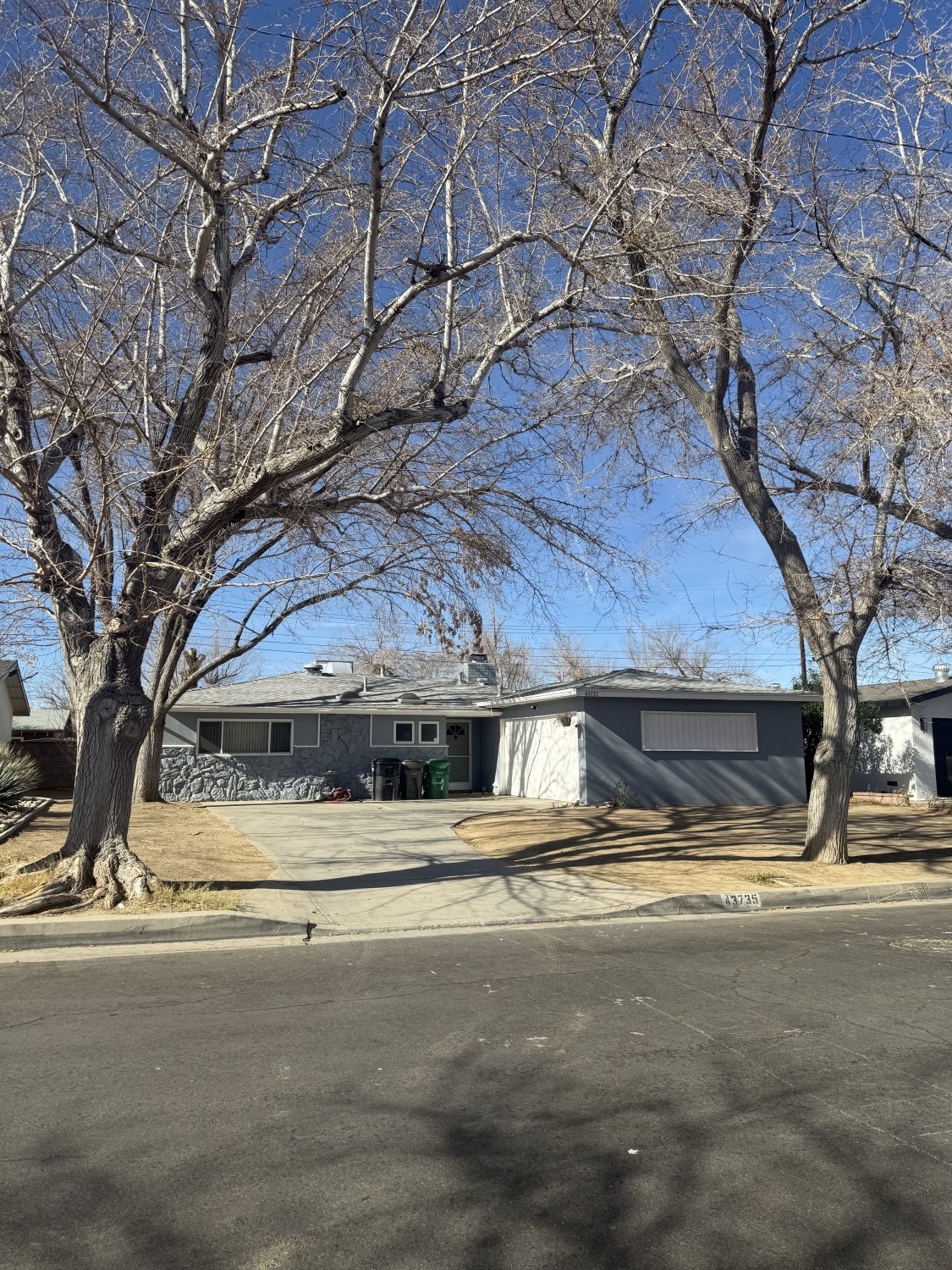 Elfyer - Lancaster, CA House - For Sale
