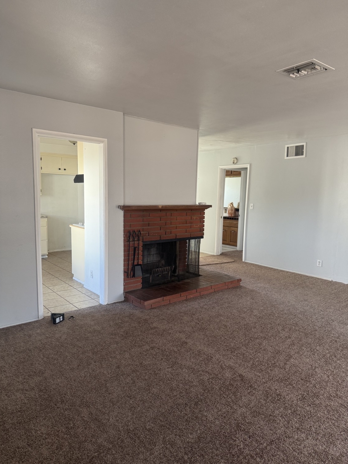 Elfyer - Lancaster, CA House - For Sale
