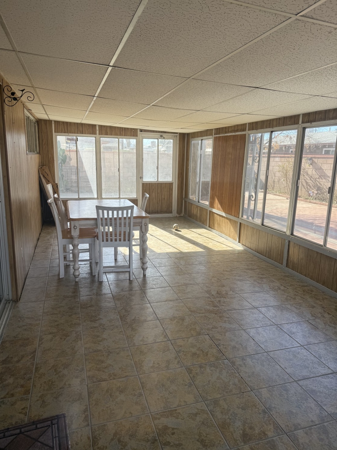 Elfyer - Lancaster, CA House - For Sale