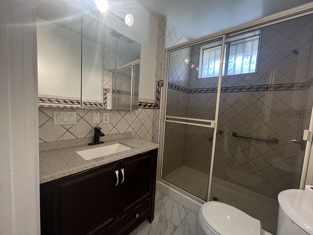 Elfyer - Los Angeles, CA House - For Sale