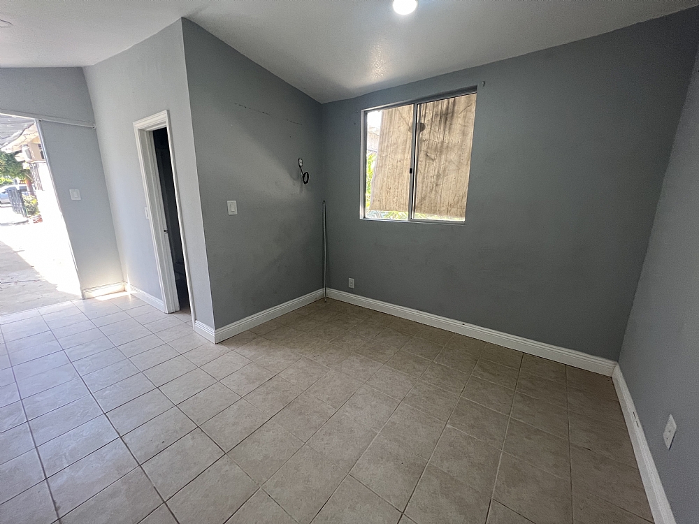 Elfyer - Los Angeles, CA House - For Sale