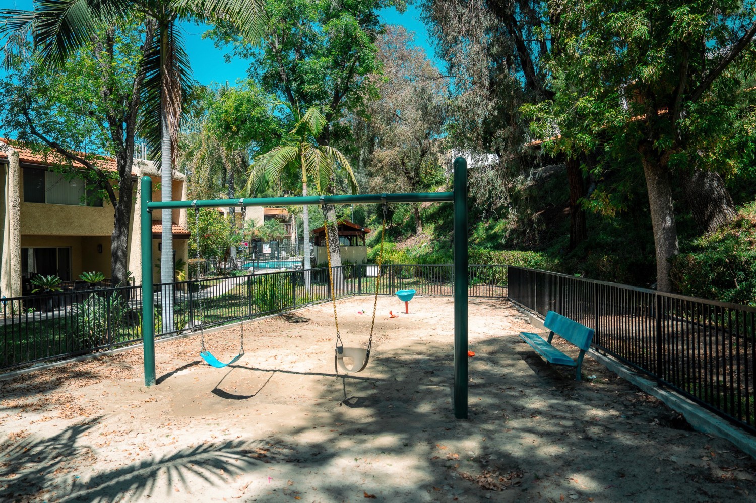 Elfyer - Burbank, CA House - For Sale