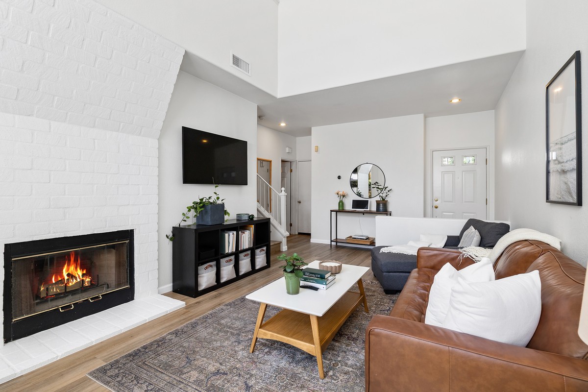 Elfyer - San Diego, CA House - For Sale