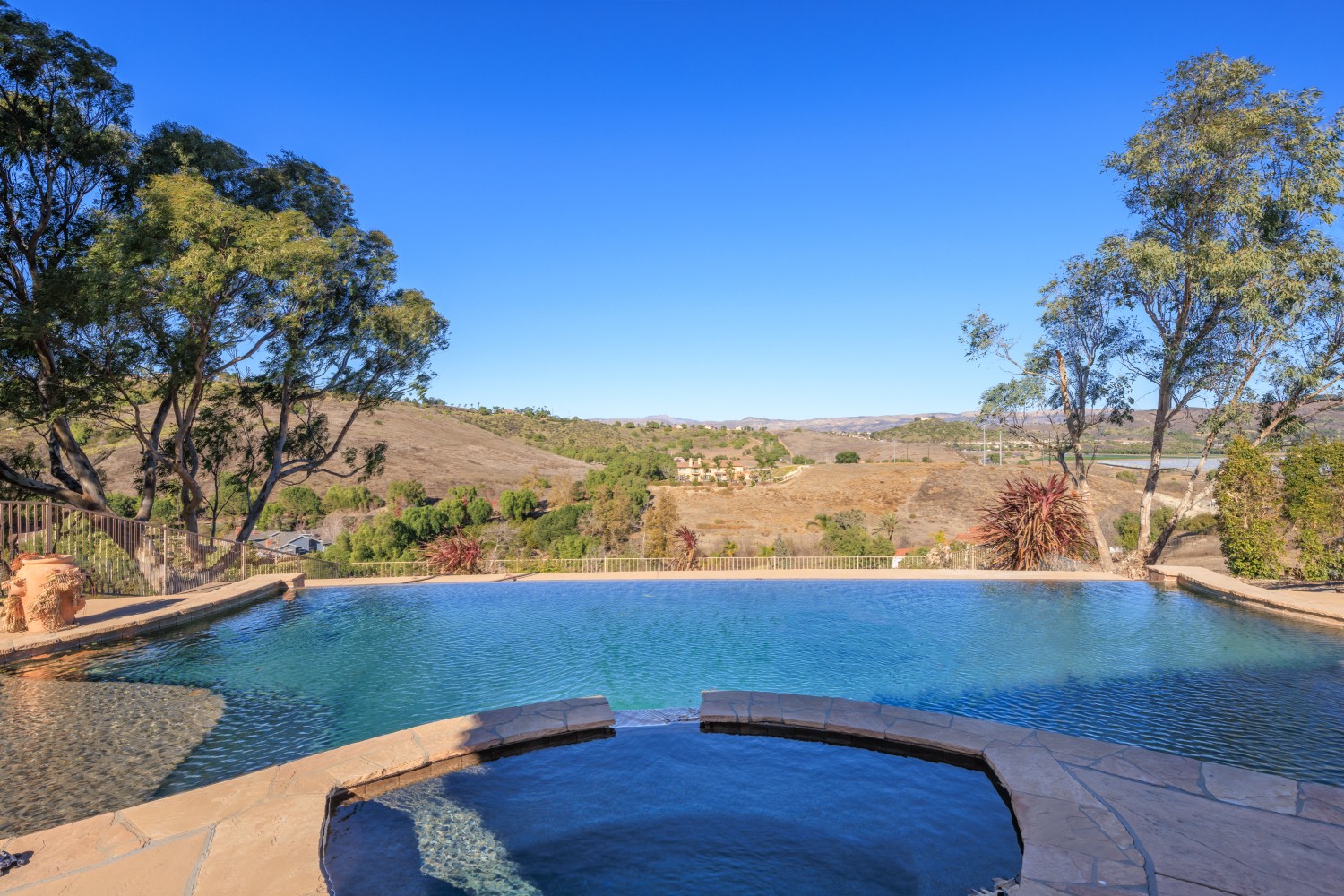 Elfyer - Santa Rosa Valley, CA House - For Sale