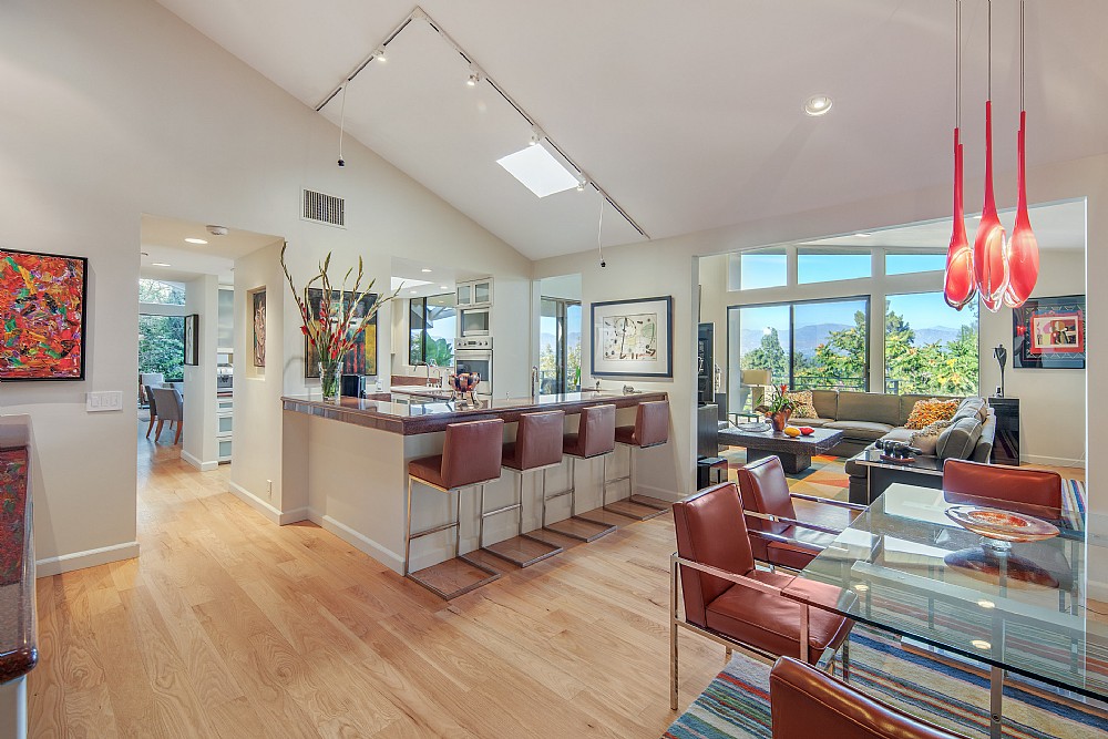 Elfyer - Sherman Oaks,  House - For Sale