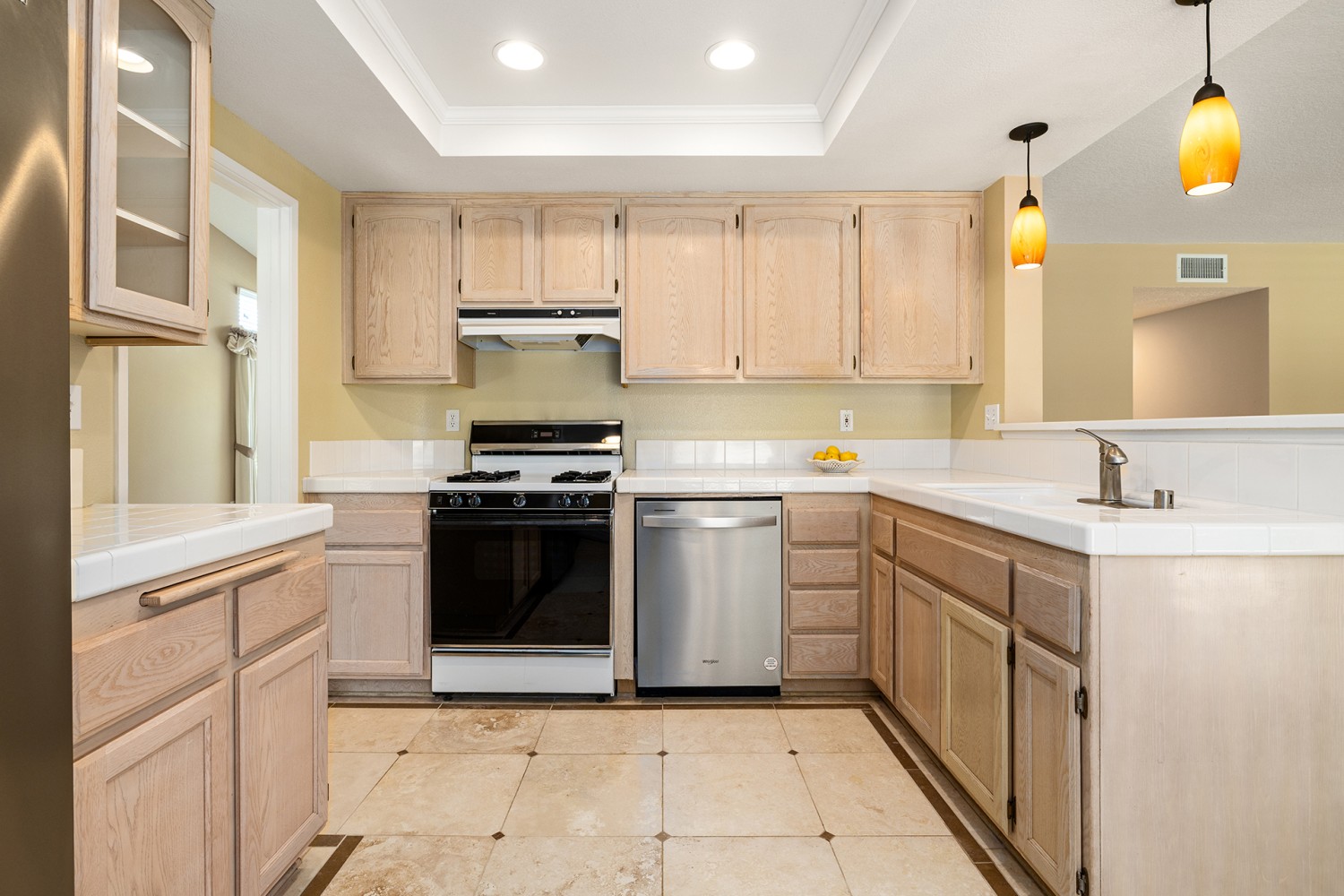 Elfyer - Valencia, CA House - For Sale