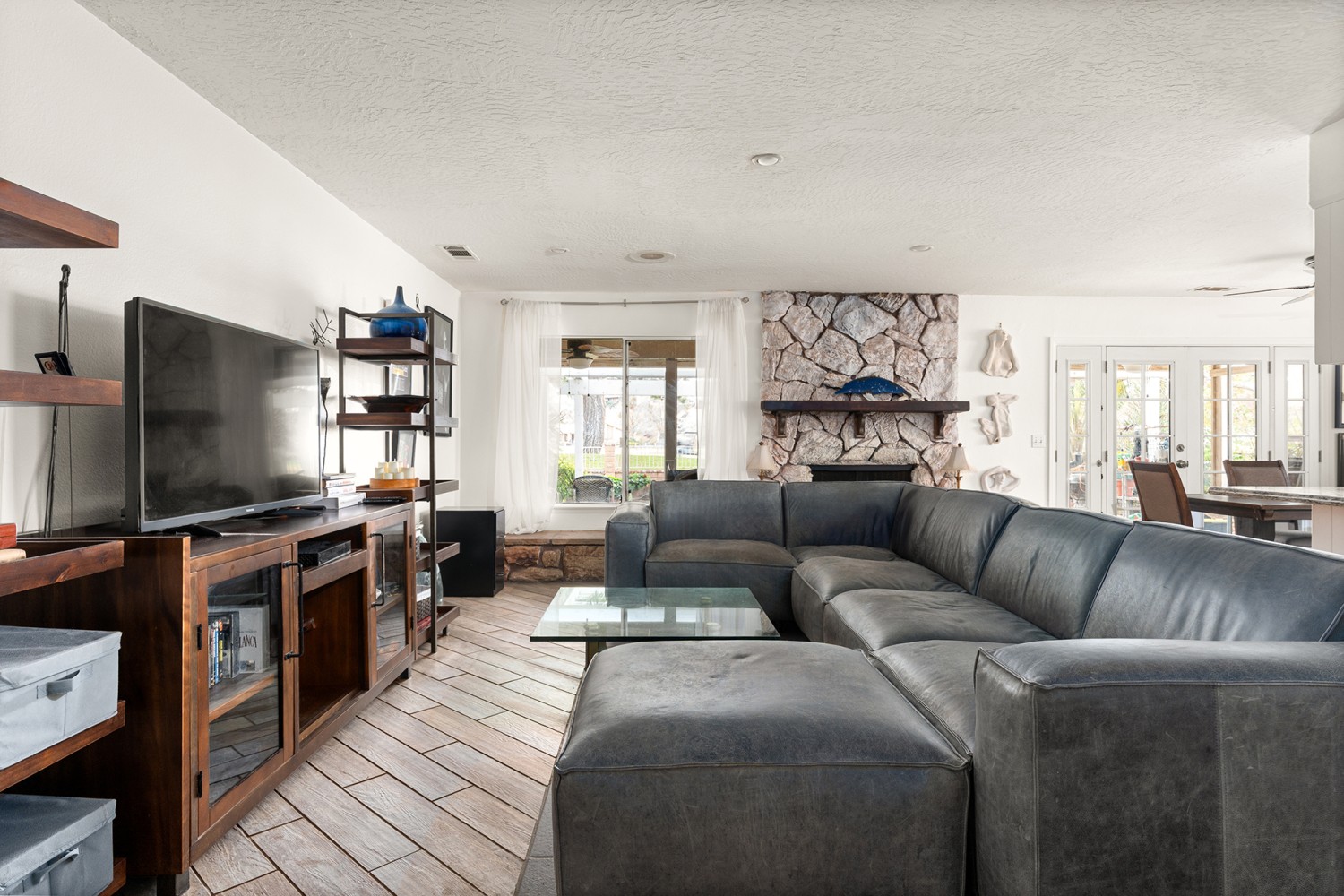 Elfyer - Victorville, CA House - For Sale