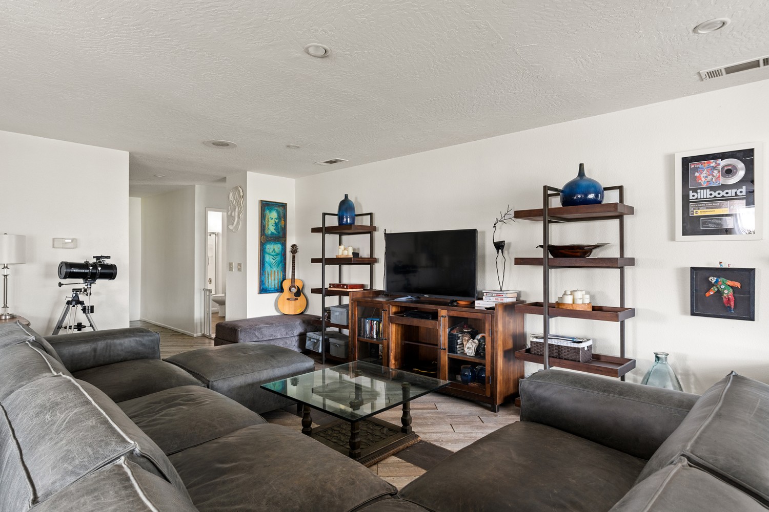 Elfyer - Victorville, CA House - For Sale