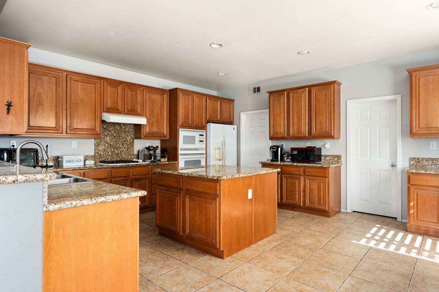 Elfyer - Stevenson Ranch, CA House - For Sale