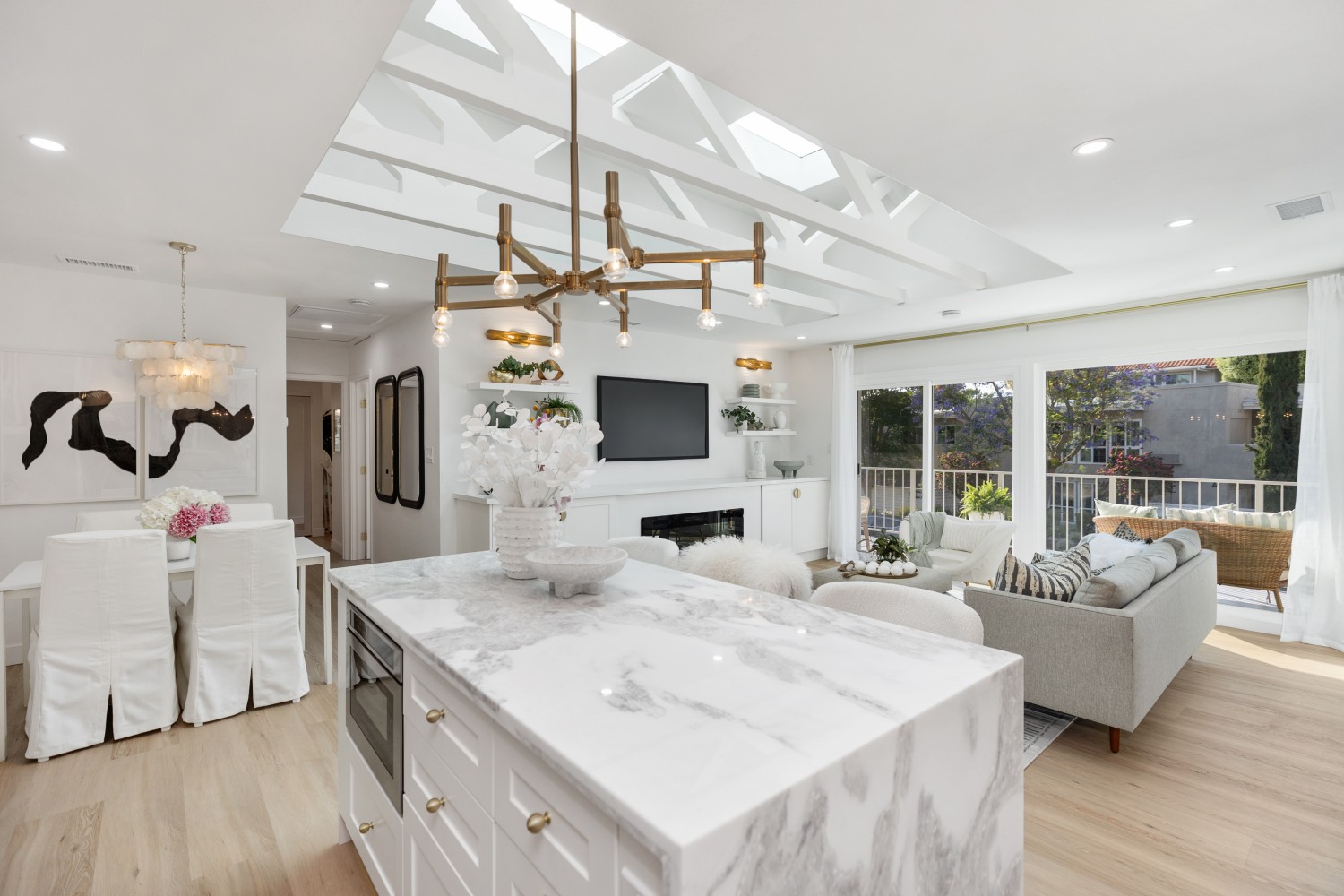 Elfyer - Laguna Woods, CA House - For Sale