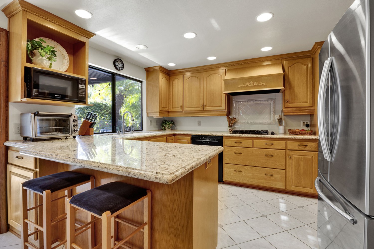 Elfyer - Glendale, CA House - For Sale