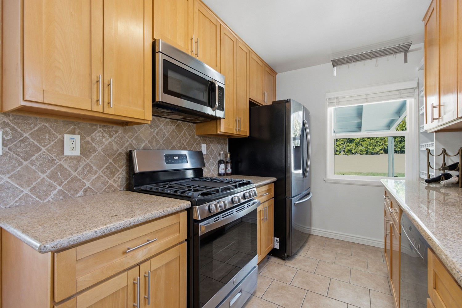 Elfyer - Reseda,  House - For Sale