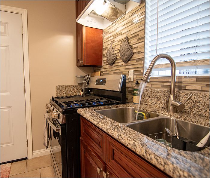 Elfyer - Los Angeles, CA House - For Sale