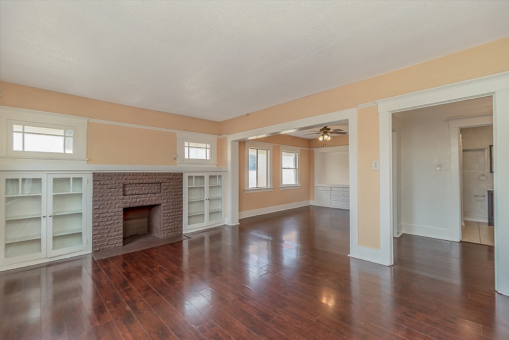 Elfyer - Los Angeles, CA House - For Sale