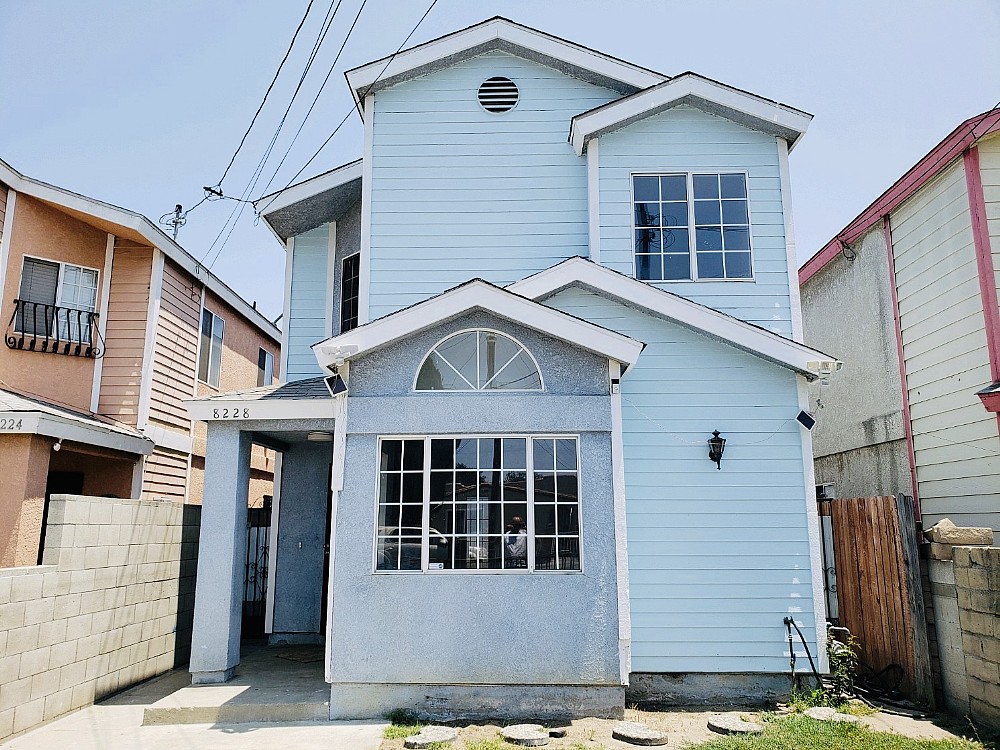 Elfyer - Los Angeles, CA House - For Sale