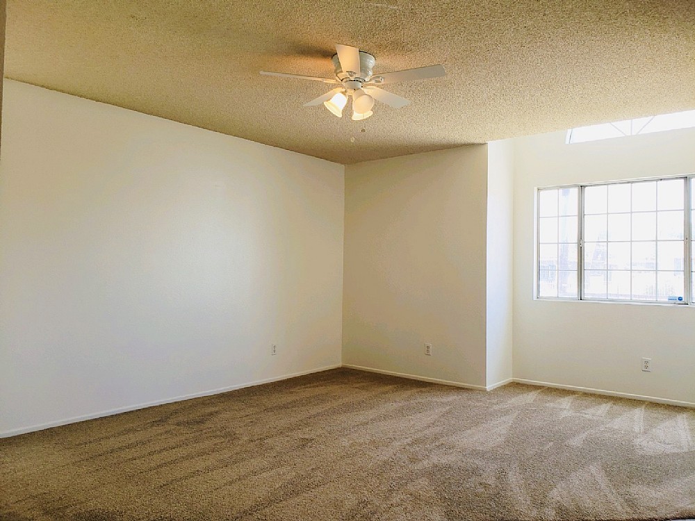 Elfyer - Los Angeles, CA House - For Sale