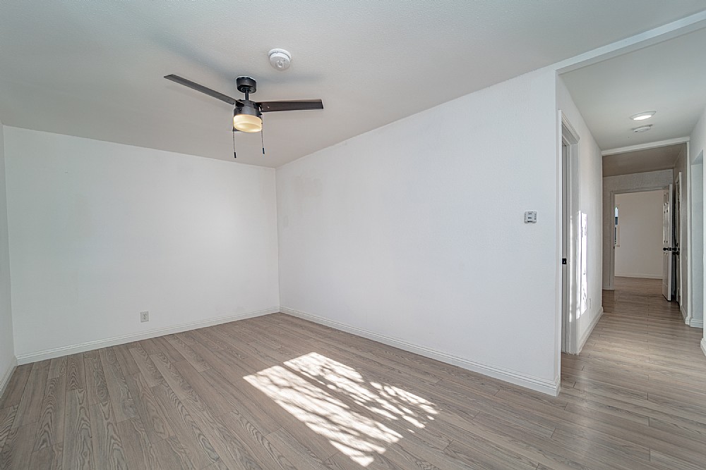 Elfyer - Los Angeles, CA House - For Sale