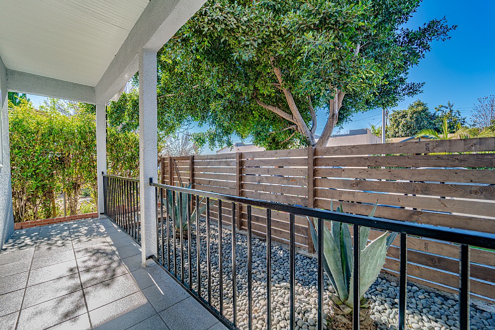 Elfyer - Los Angeles, CA House - For Sale