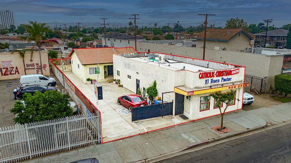 Elfyer - Compton, CA House - For Sale
