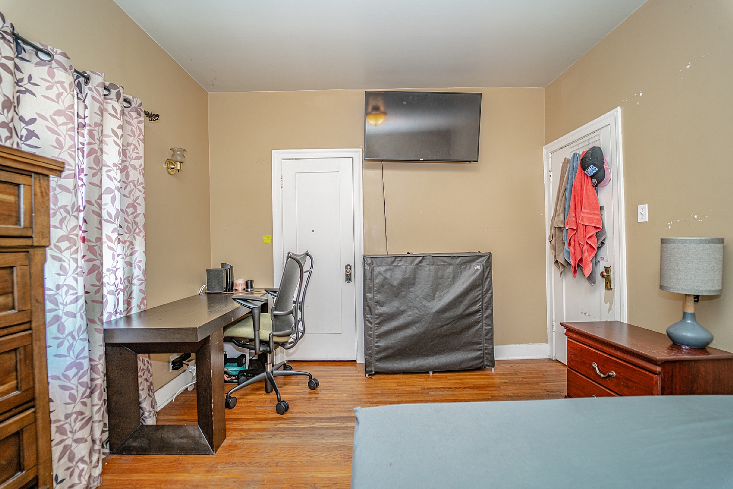 Elfyer - Los Angeles, CA House - For Sale