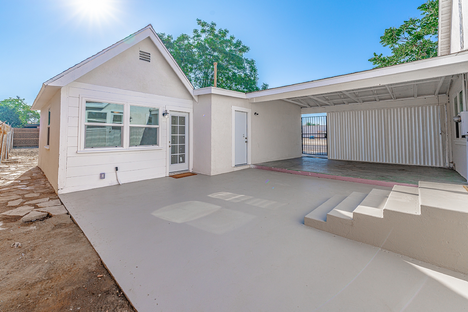 Elfyer - Hemet, CA House - For Sale