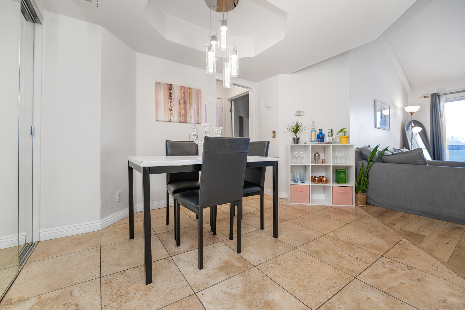 Elfyer - Winnetka, CA House - For Sale