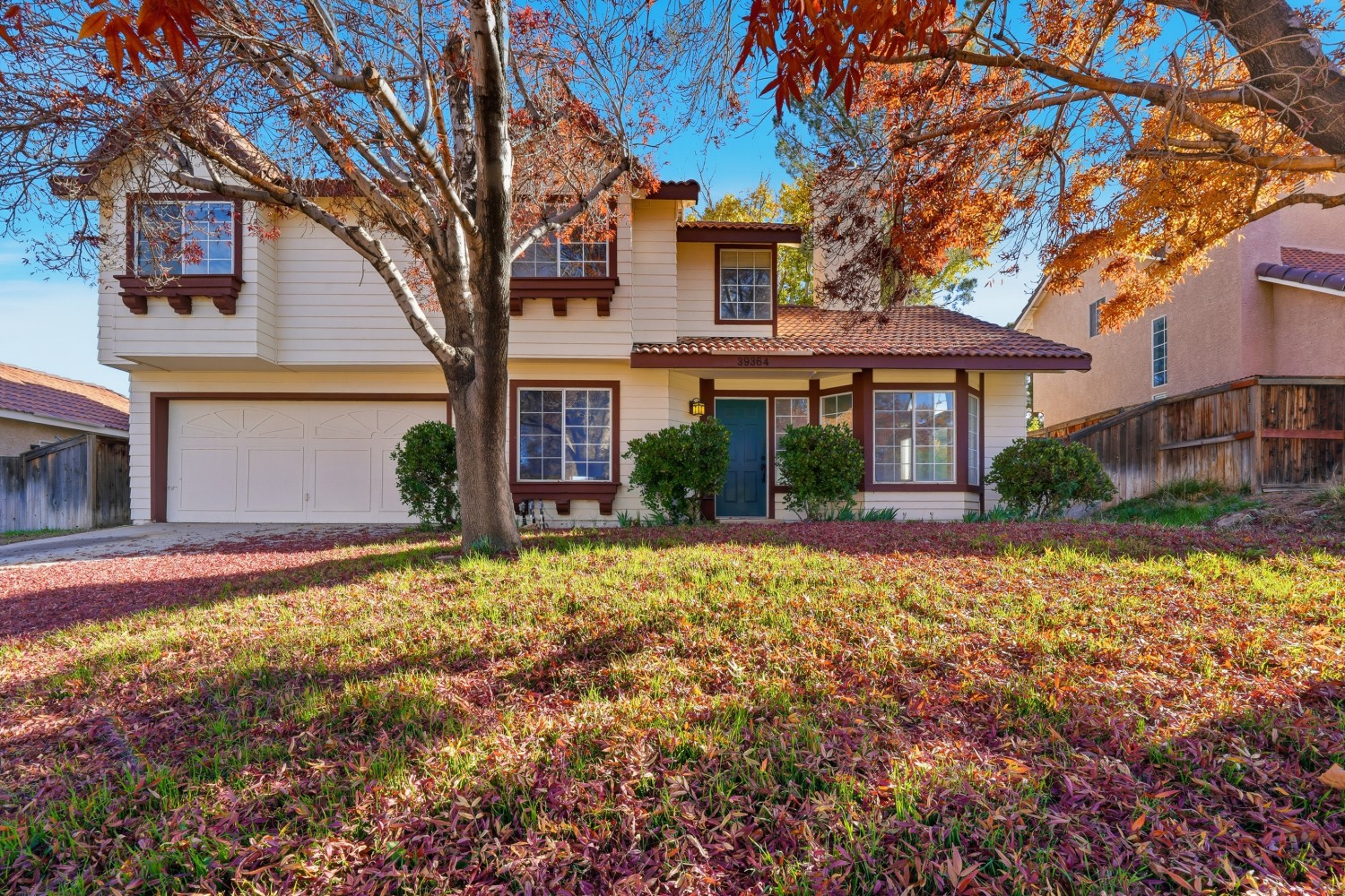 Elfyer - Palmdale, CA House - For Sale