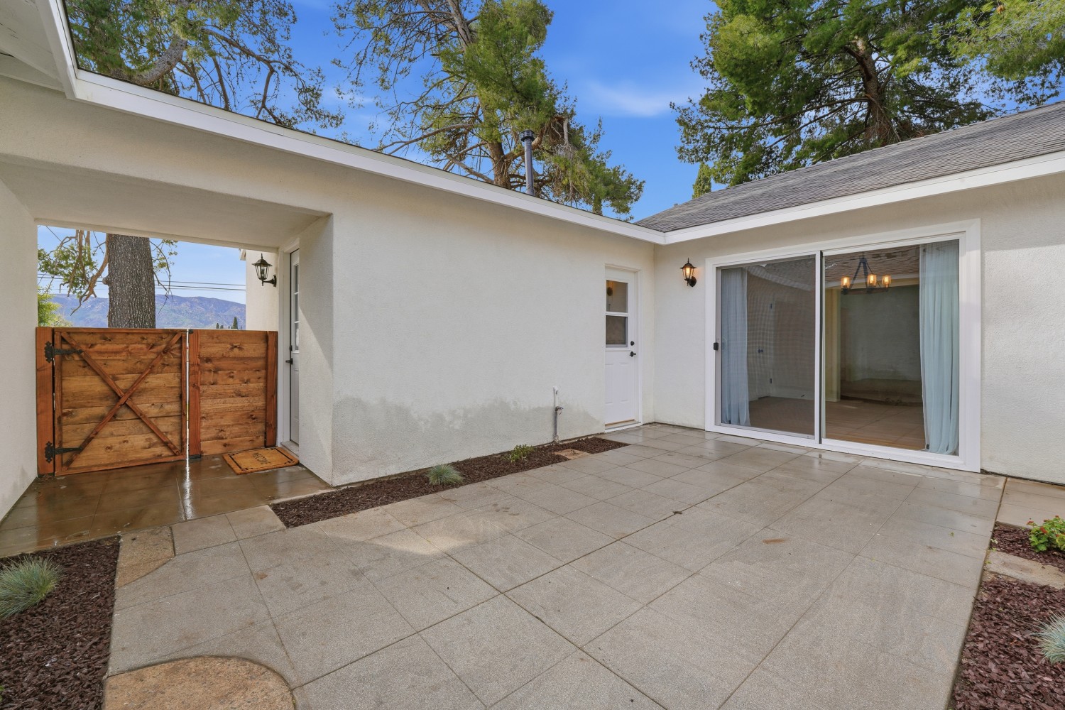 Elfyer - Banning, CA House - For Sale