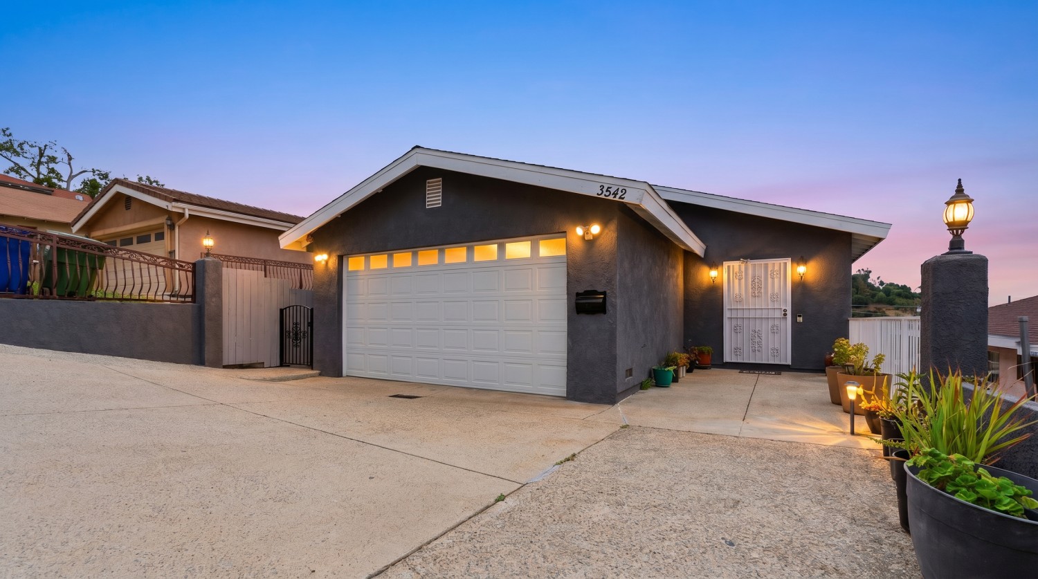 Elfyer - Los Angeles, CA House - For Sale