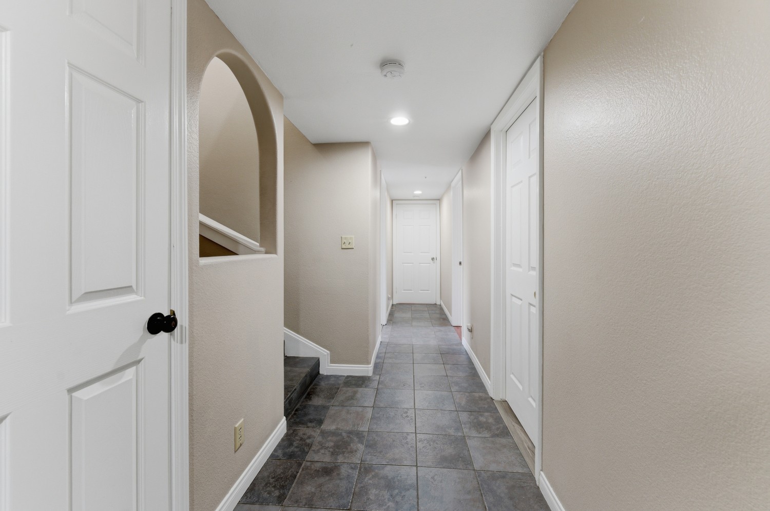 Elfyer - Los Angeles, CA House - For Sale