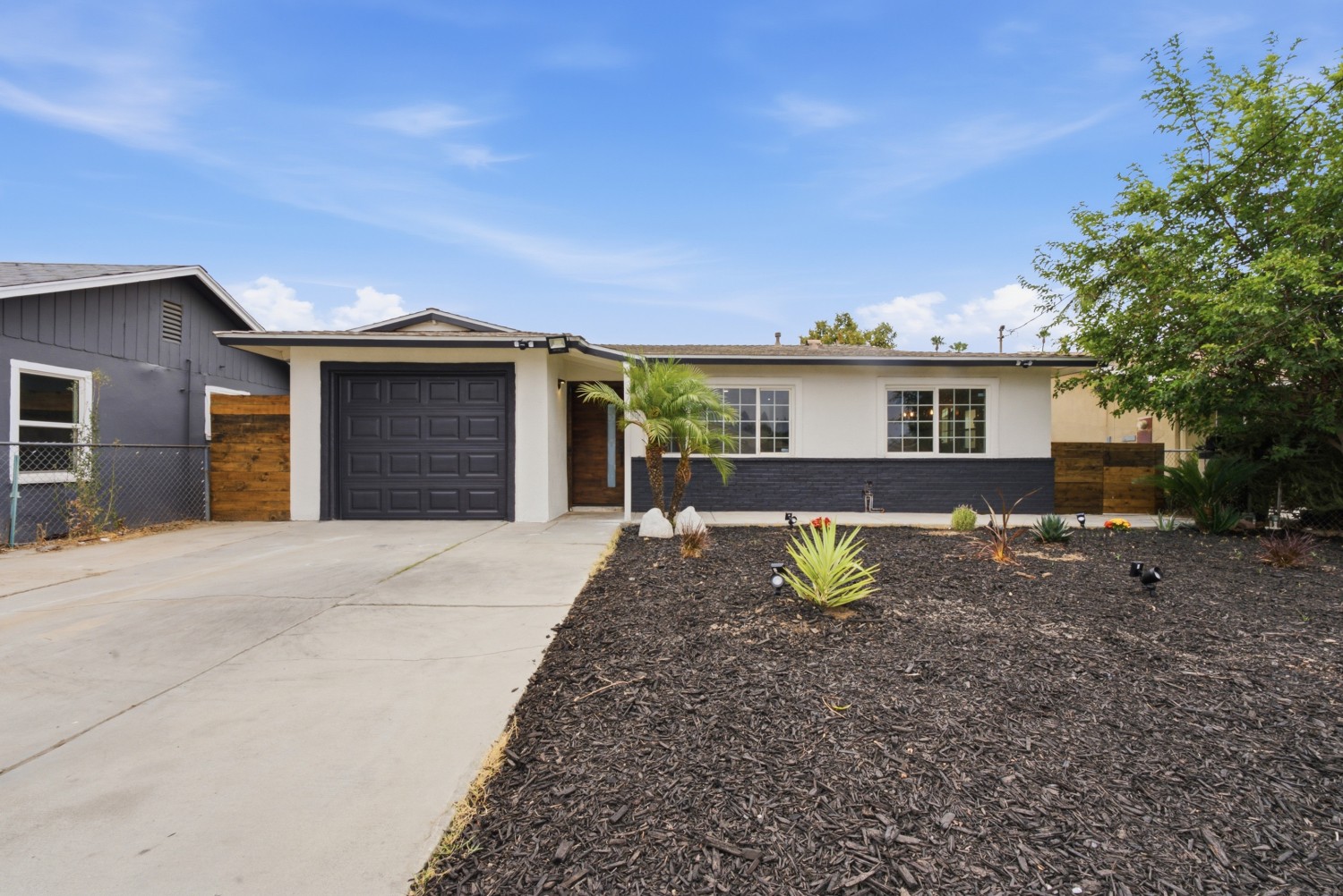 Elfyer - San Jacinto, CA House - For Sale