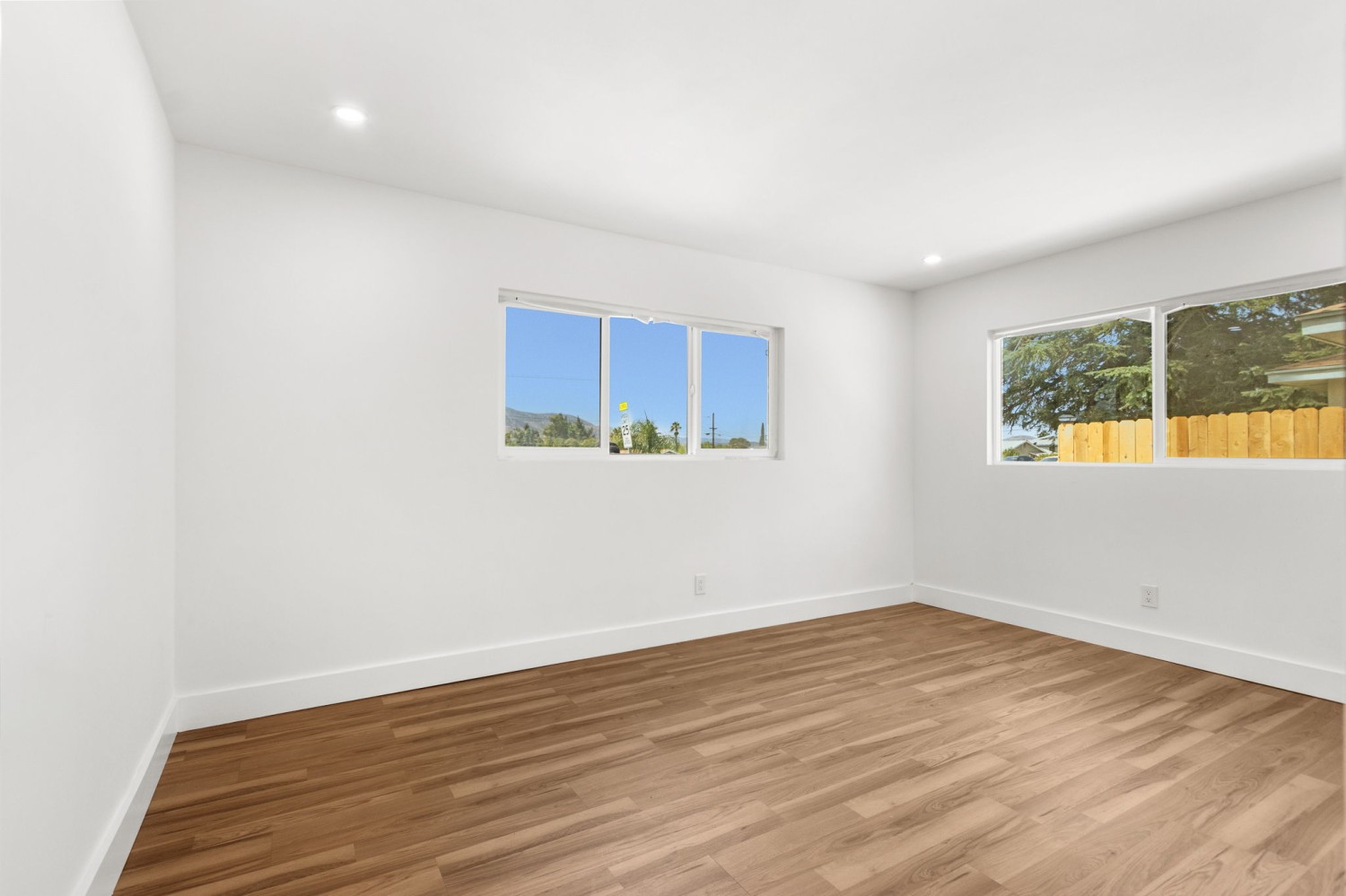 Elfyer - Banning, CA House - For Sale