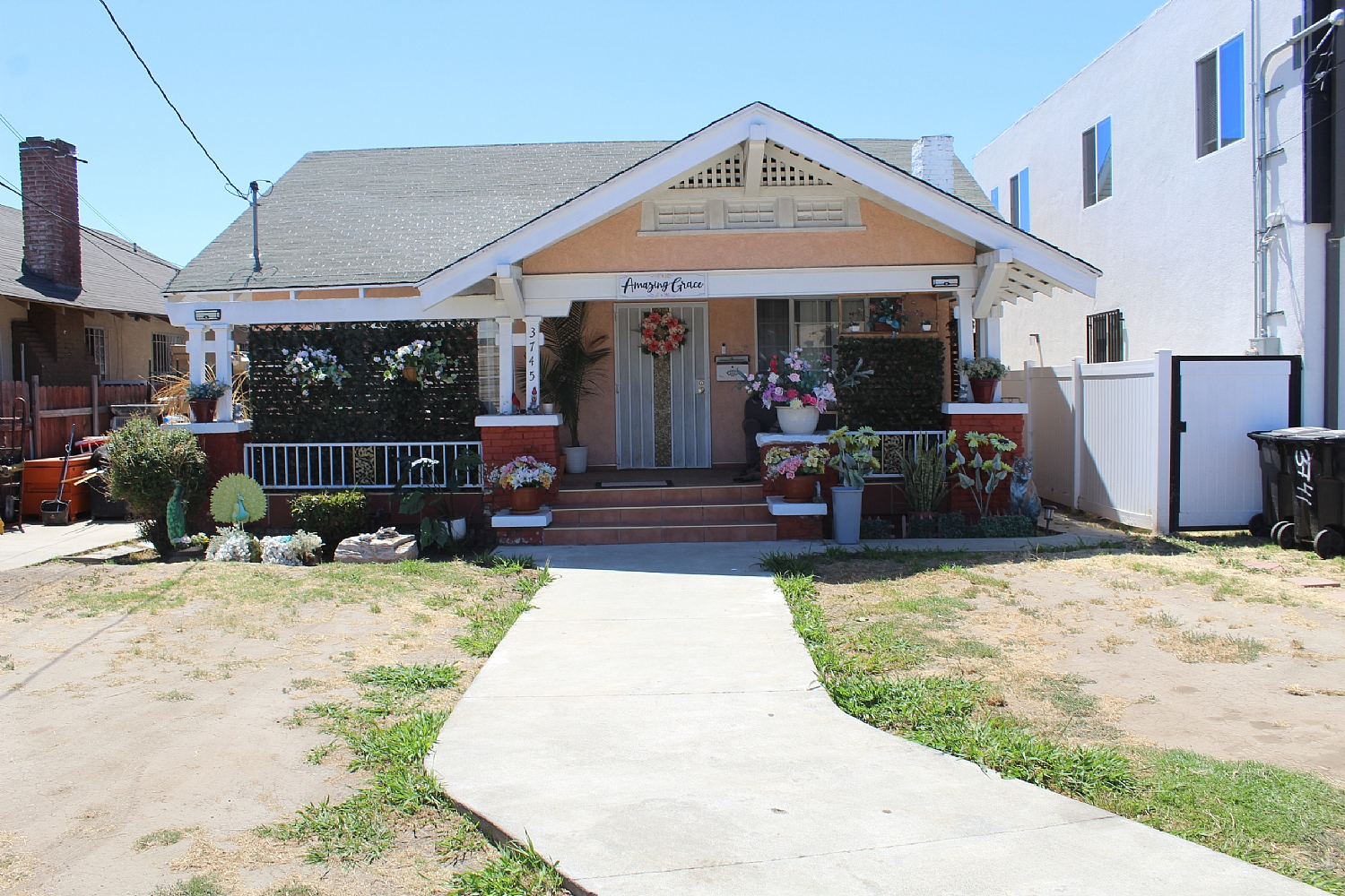 Elfyer - Los Angeles, CA House - For Sale