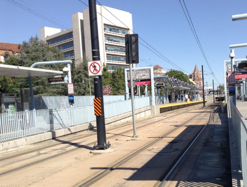 Elfyer - Los Angeles, CA House - For Sale