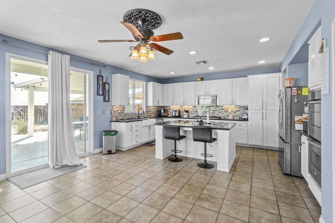 Elfyer - Victorville, CA House - For Sale