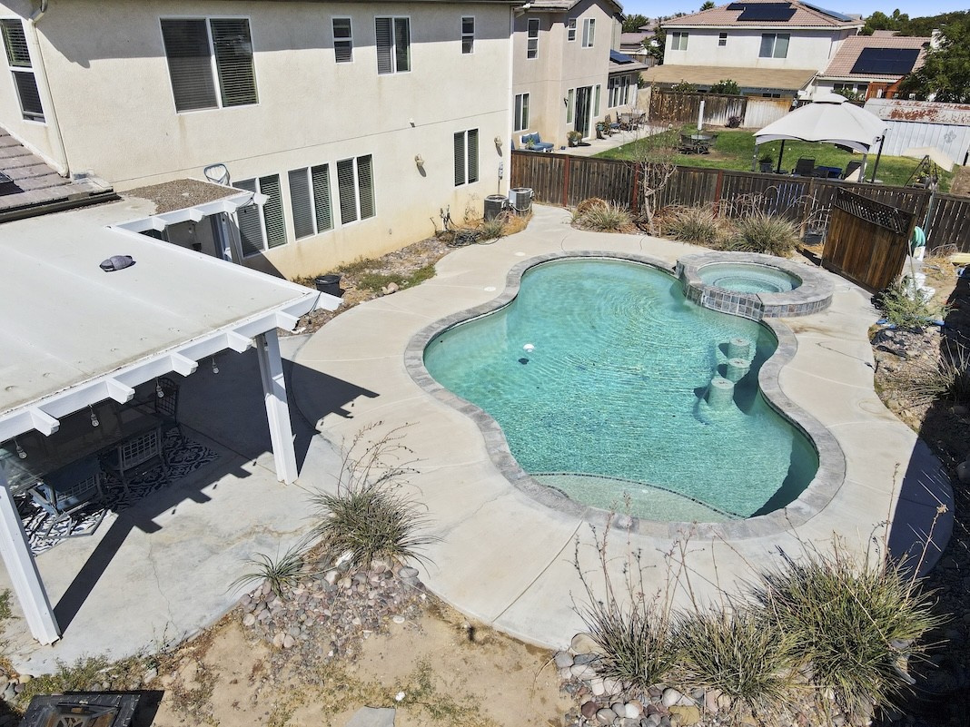 Elfyer - Victorville, CA House - For Sale